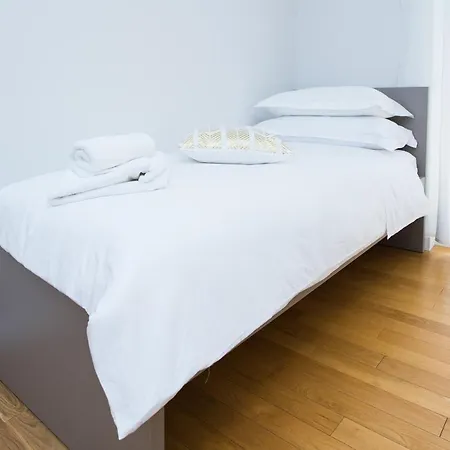 Franco's Spacious - Great Location 아파트 스플리트
