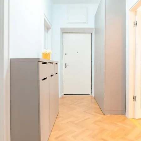 Appartement Franco's Spacious - Great Location Split